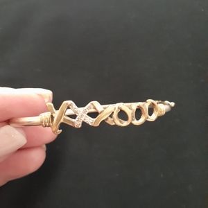 10k Xxxooo bangle bracelet